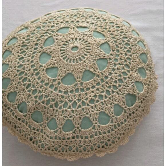 Vintage Handmade Crochet Lace Doily Pillow Decorative Accent Round Throw Cushion - Picture 6 of 7